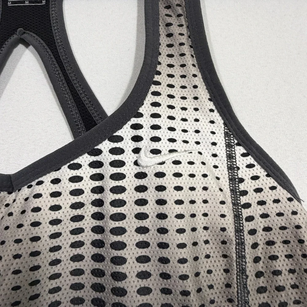 Nike Tank Top Dri-FIT Built-in Bra Gradient Dot Black Gray Women Size M 485025